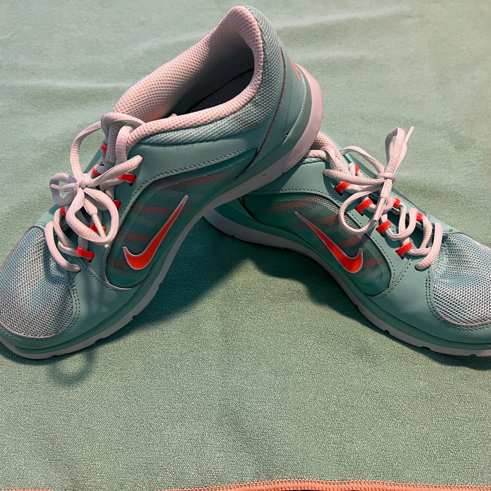 Women’s Nike training shoe